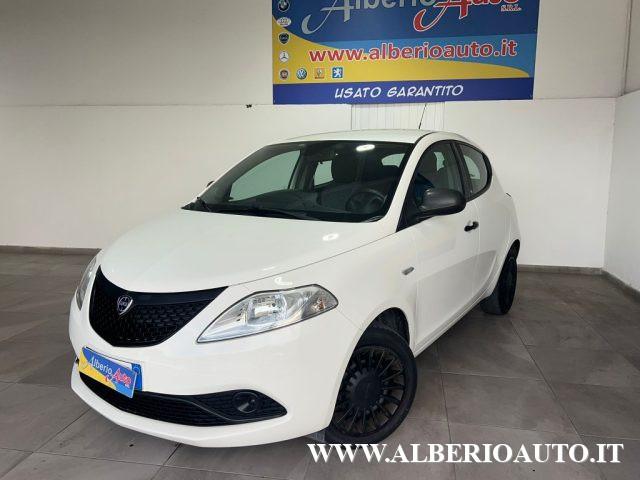 LANCIA Ypsilon 1.2 69 CV 5 porte GPL Ecochic Silver