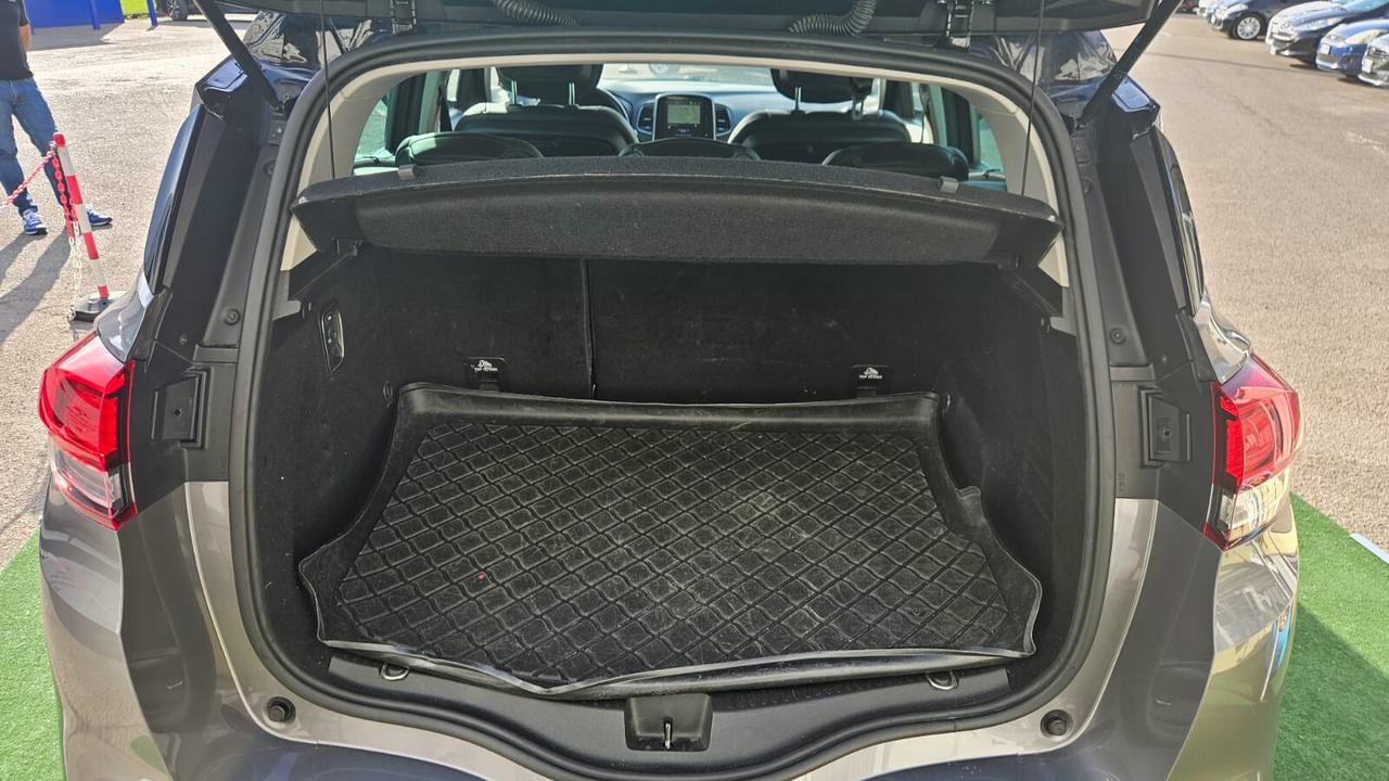 Renault Scenic Scénic dCi 8V 110 CV Energy Bose