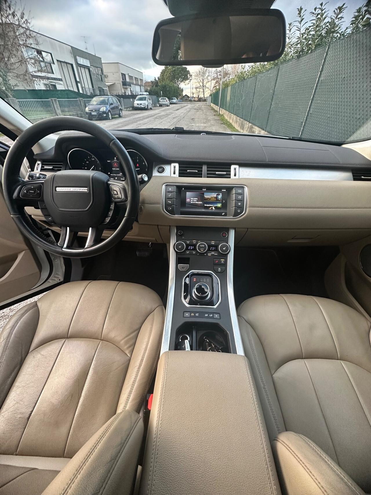 Land Rover Range Evoque 2.0 TD4 180 CV 5p. Business Edition Pure