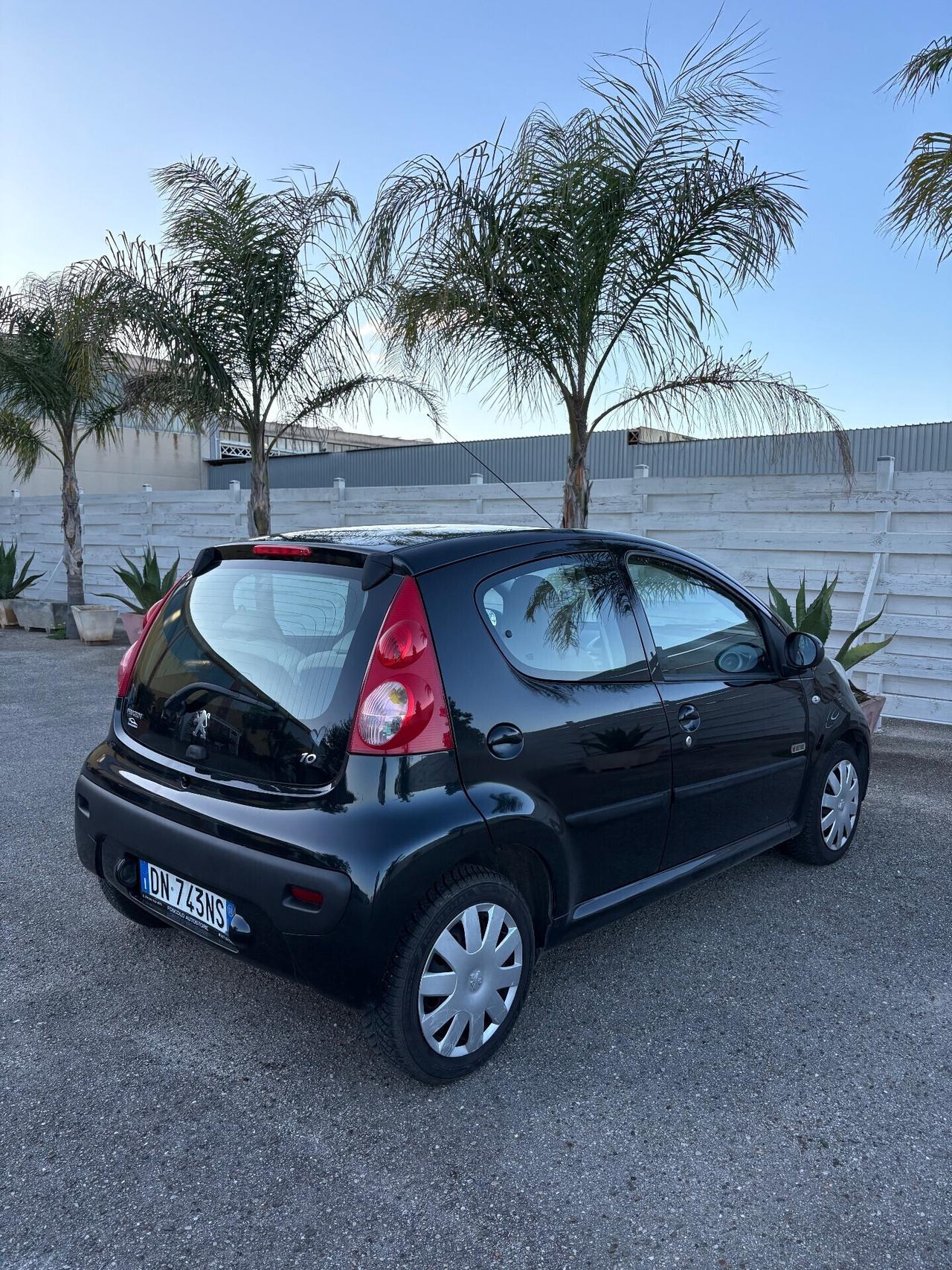 Peugeot 107 1.0 benzina 5p. In perfette condizioni
