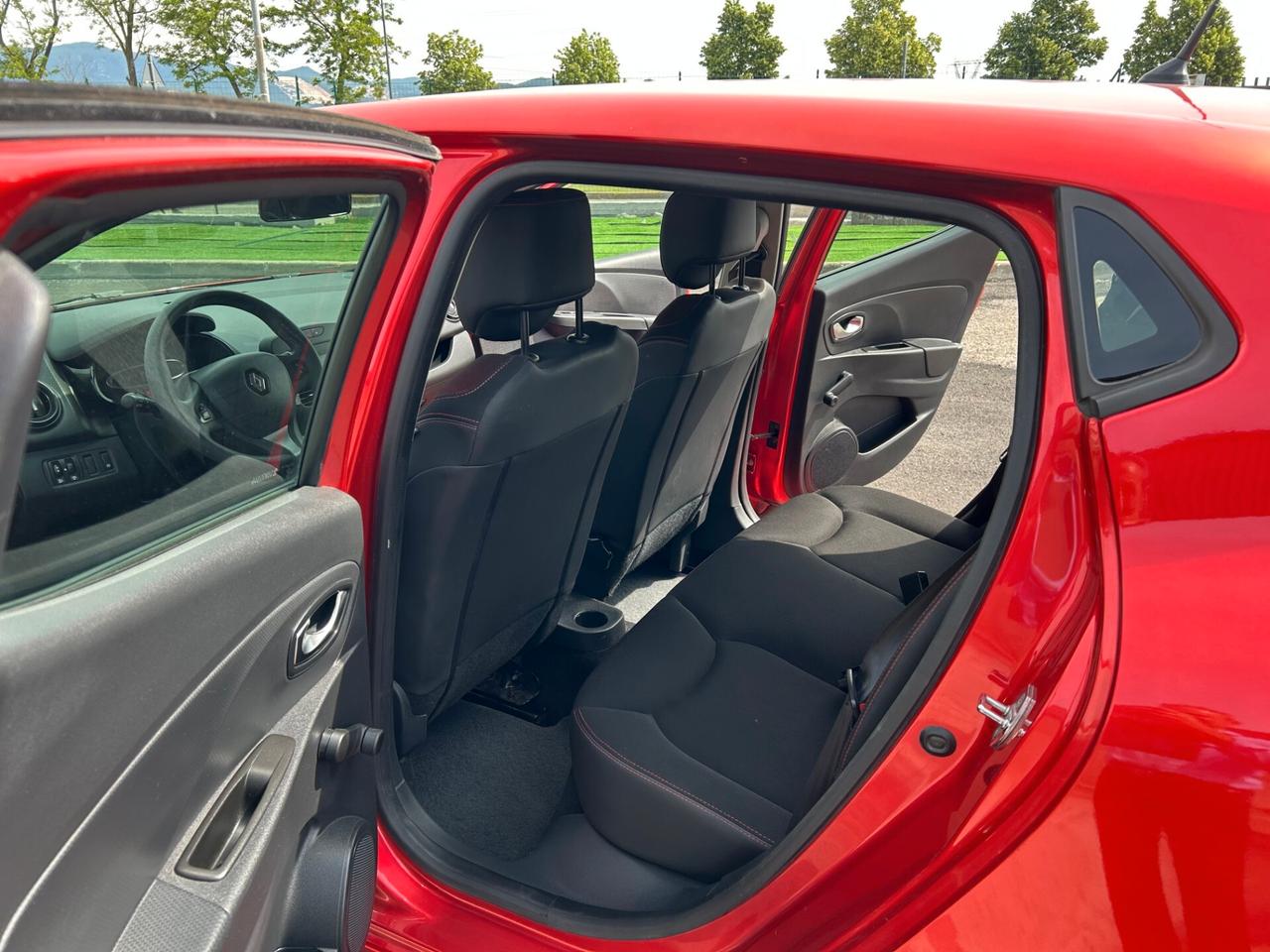 Renault Clio 1.5 dCi 8V 75CV Start&Stop 5 porte Duel