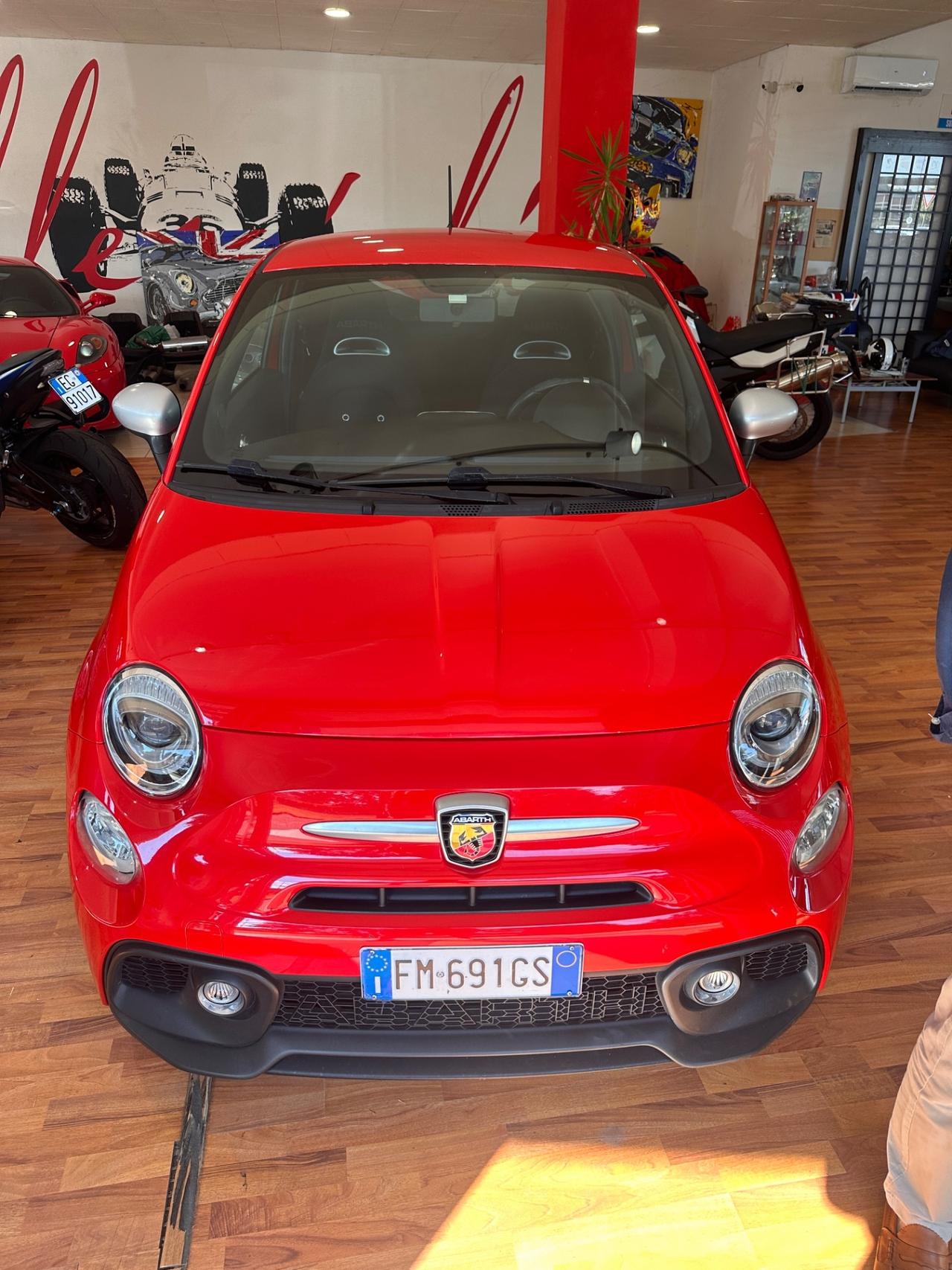 Abarth 595 1.4 Turbo T-Jet 145 CV