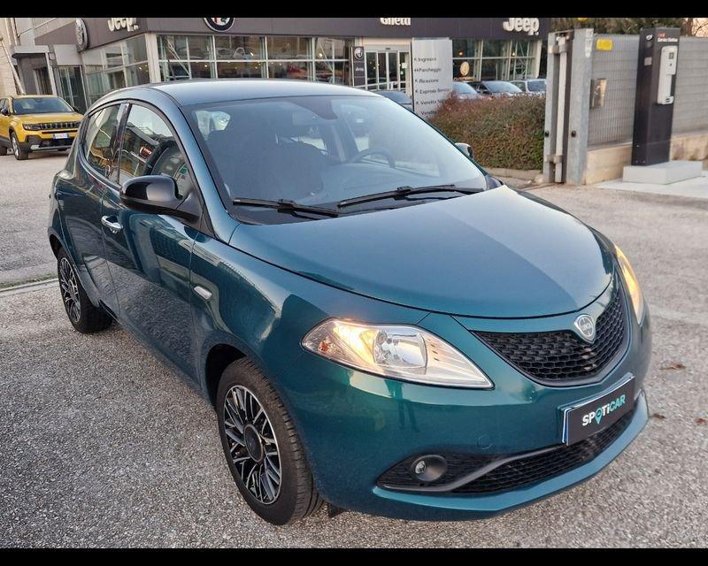 Lancia Ypsilon 1.2 69 CV 5 porte GPL Ecochic Gold
