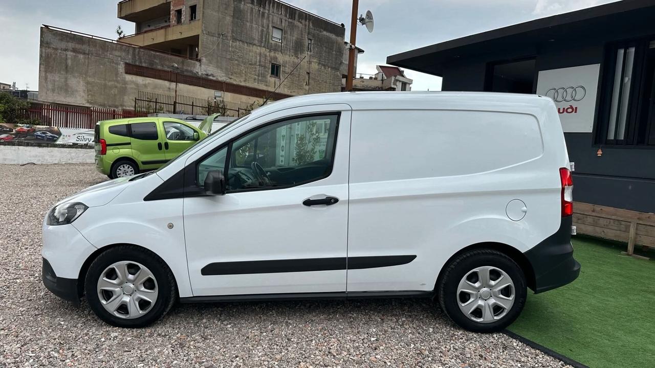 Ford Transit Courier 1.5 TDCi 75CV Van Entry