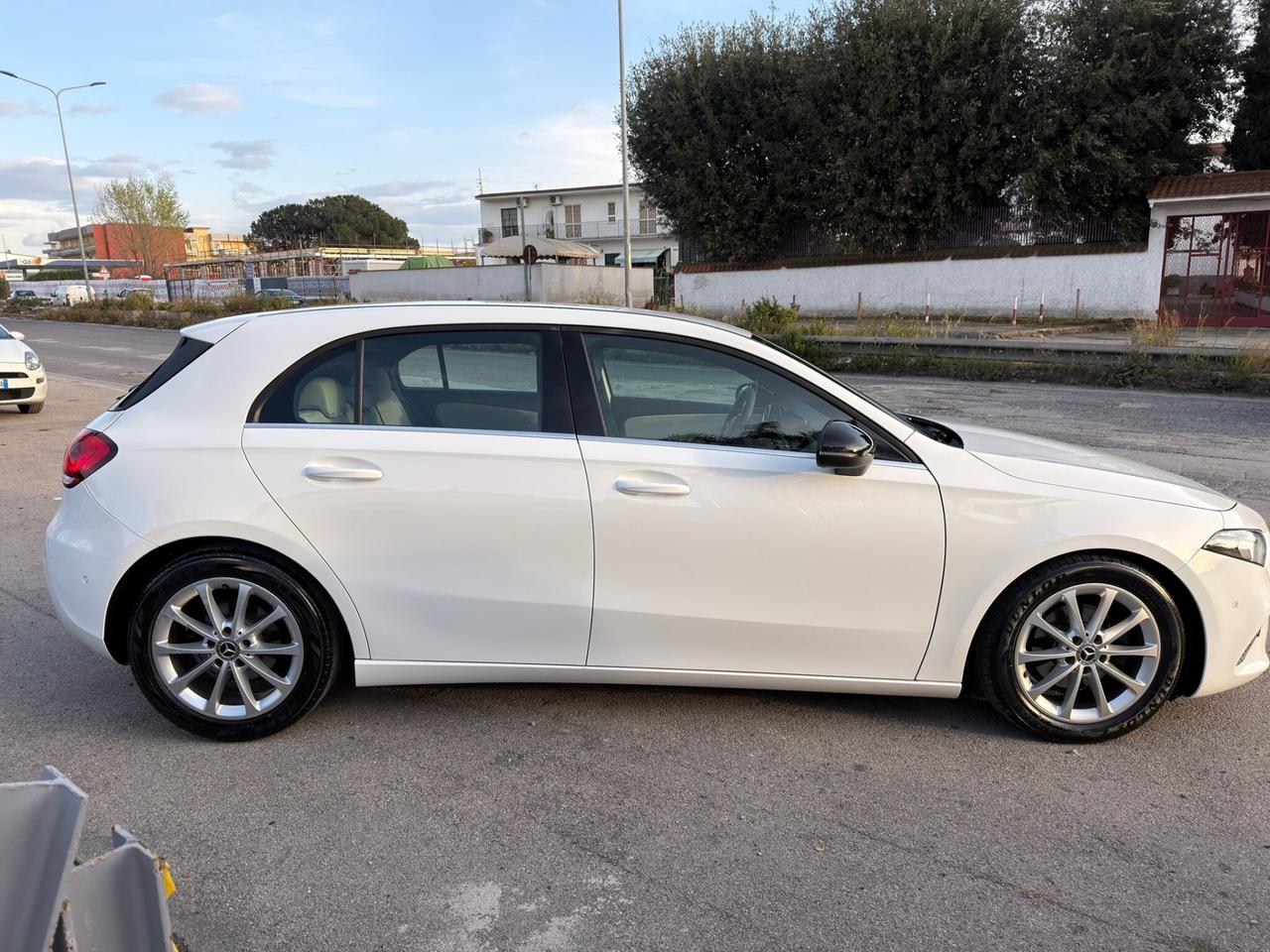 MERCEDES Classe A 180 d Sport Autom