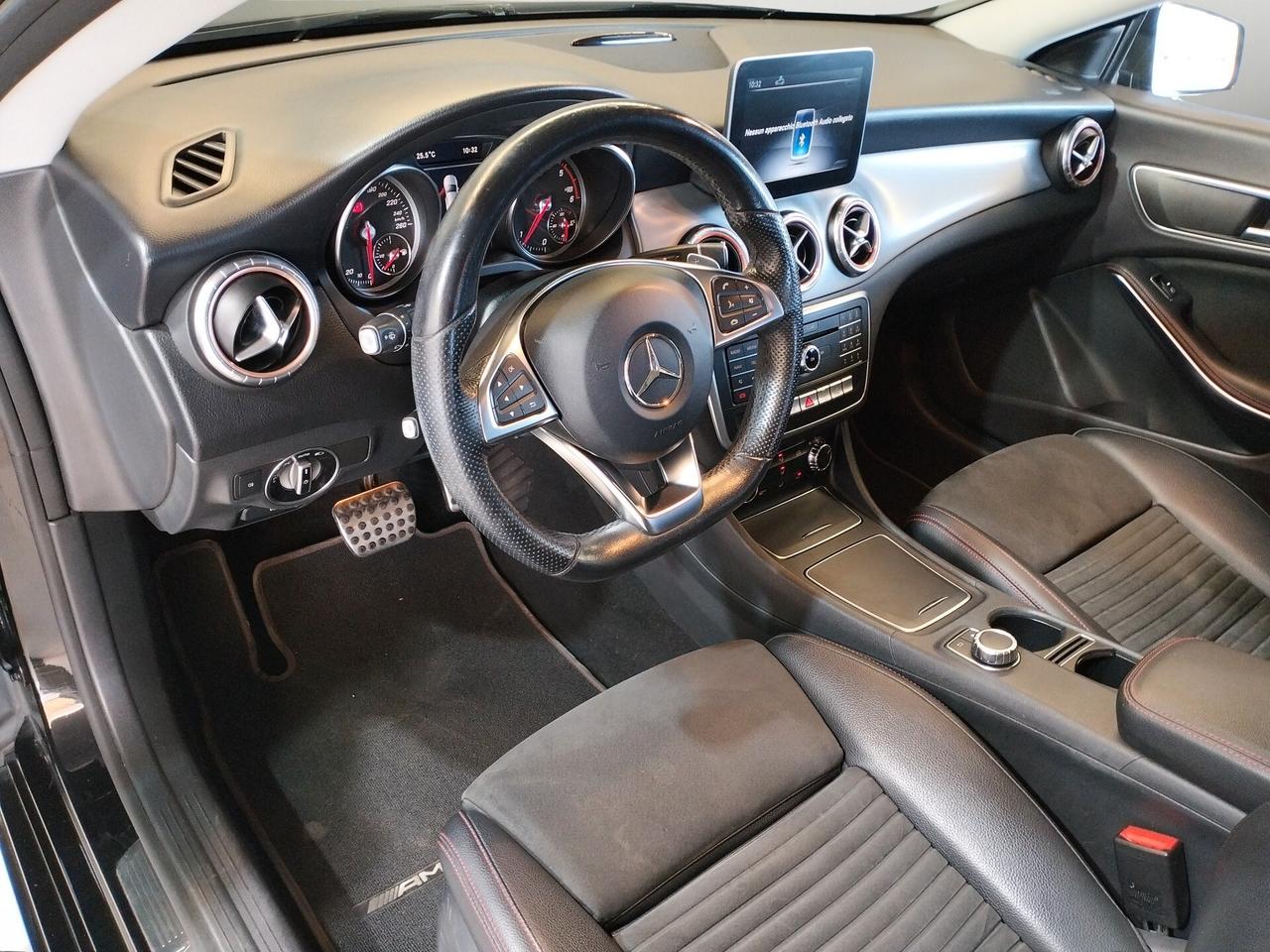 Mercedes-Benz CLA 200 d Premium auto FL