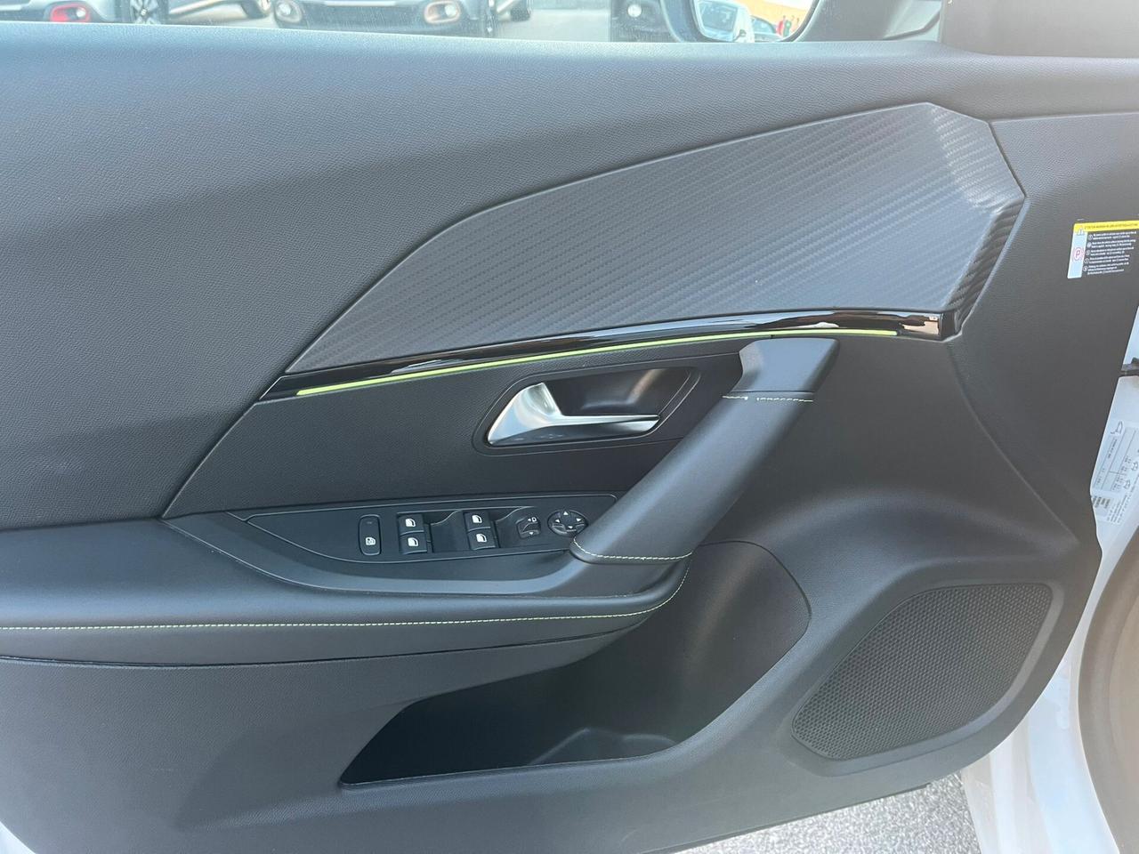 Peugeot 2008 BlueHDi 130 S&S EAT8 GT