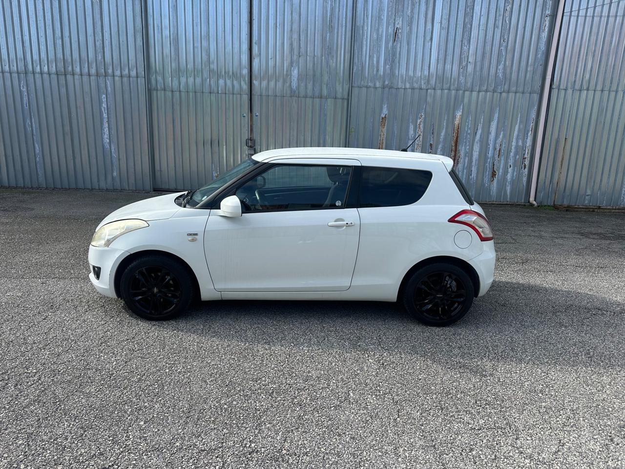 Suzuki Swift 1.3 DDiS 3 porte GL Style EURO 5