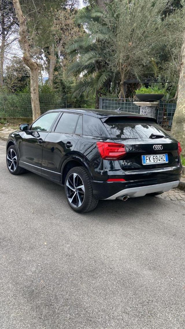 AUDI Q2 1.6 TDI Business Design