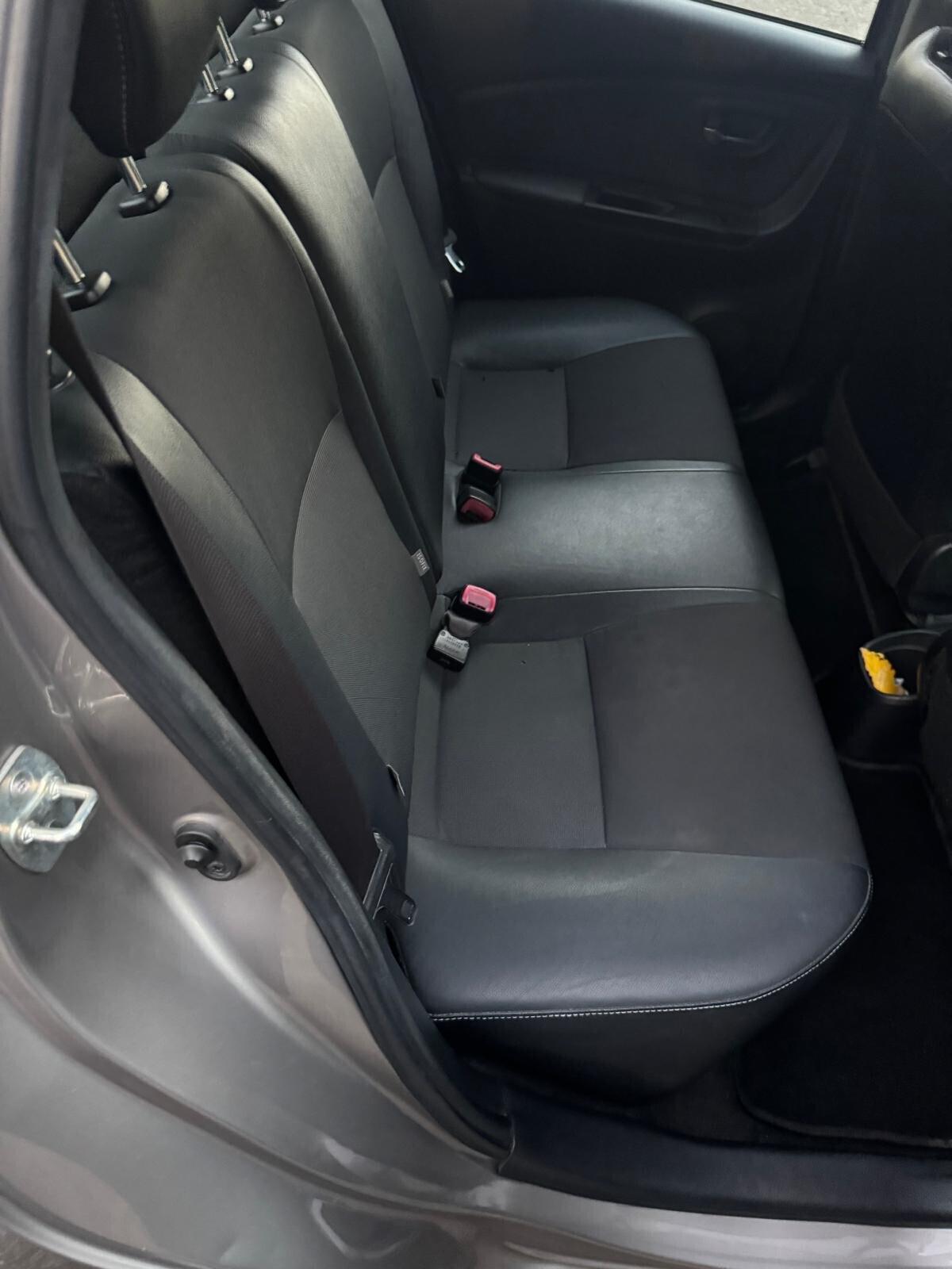 Toyota Yaris 1.4 D-4D 5 porte Active