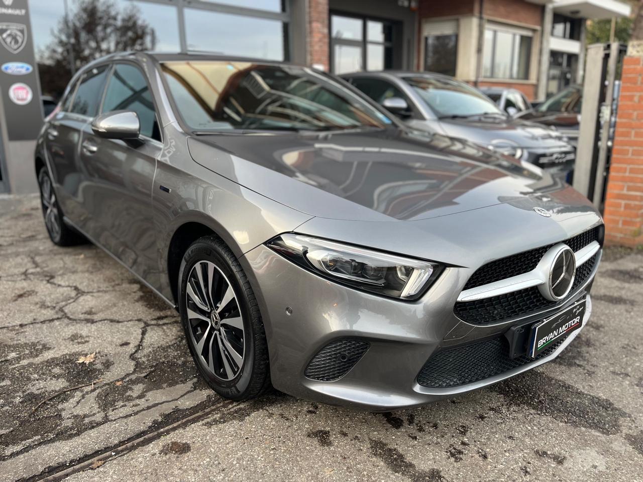 Mercedes-benz A 250 e Automatic EQ-Power Sport