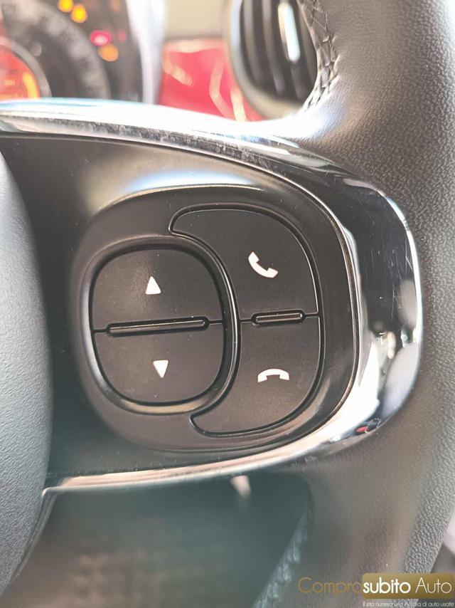 FIAT 500 1.0 Hybrid Red