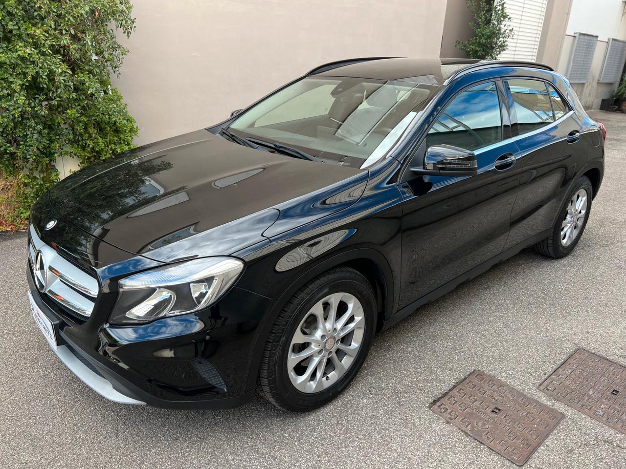 Mercedes-benz GLA 180 d 109cv EXECUTIVE AUTOM. NAVI/PELLE/CAMERA PERF.