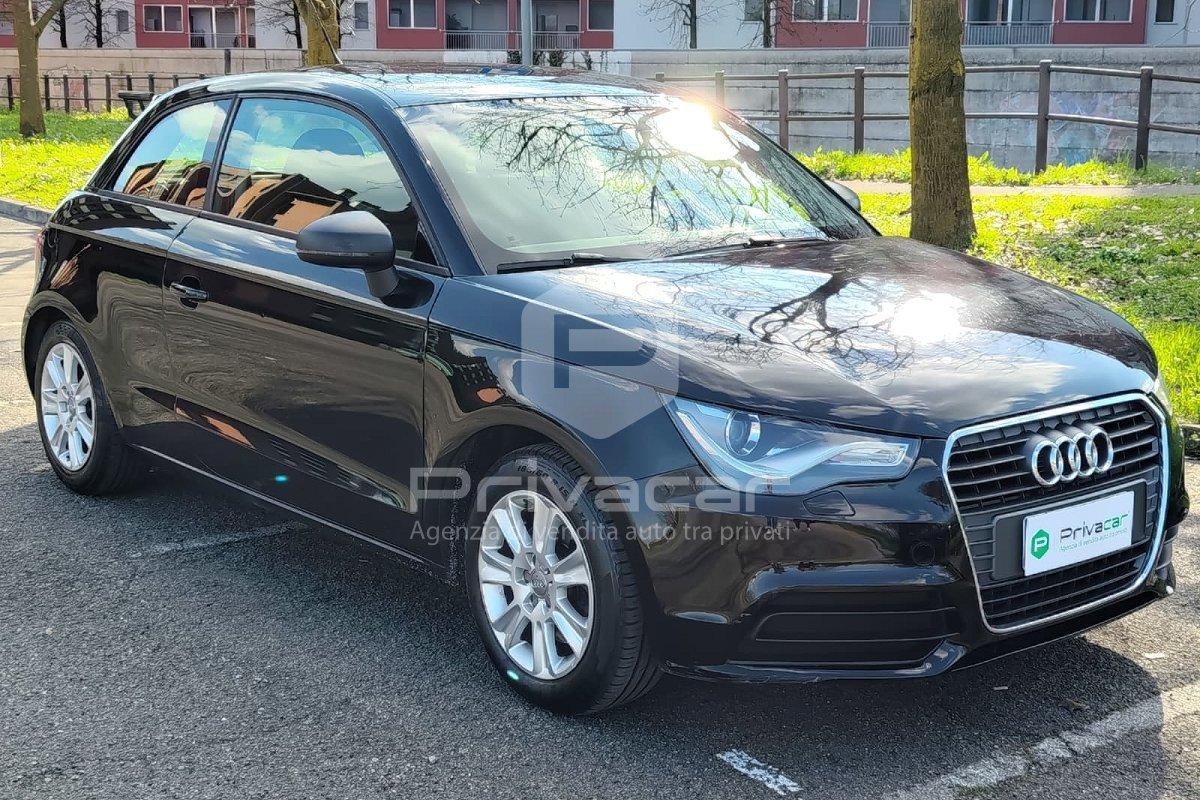 AUDI A1 1.6 TDI 105 CV Attraction