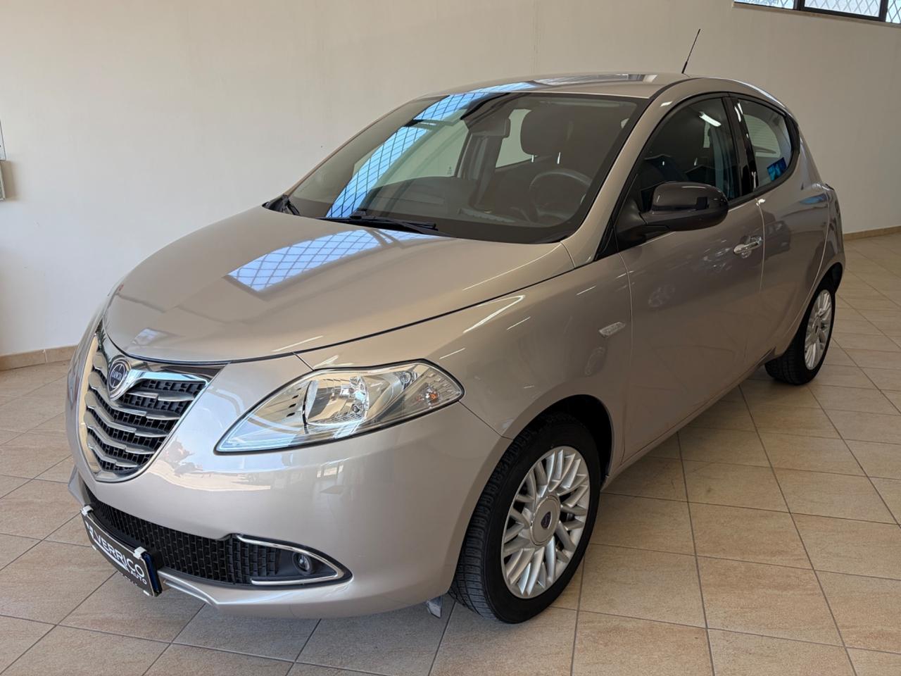 Lancia Ypsilon 1.2 69 CV 5 porte Elle