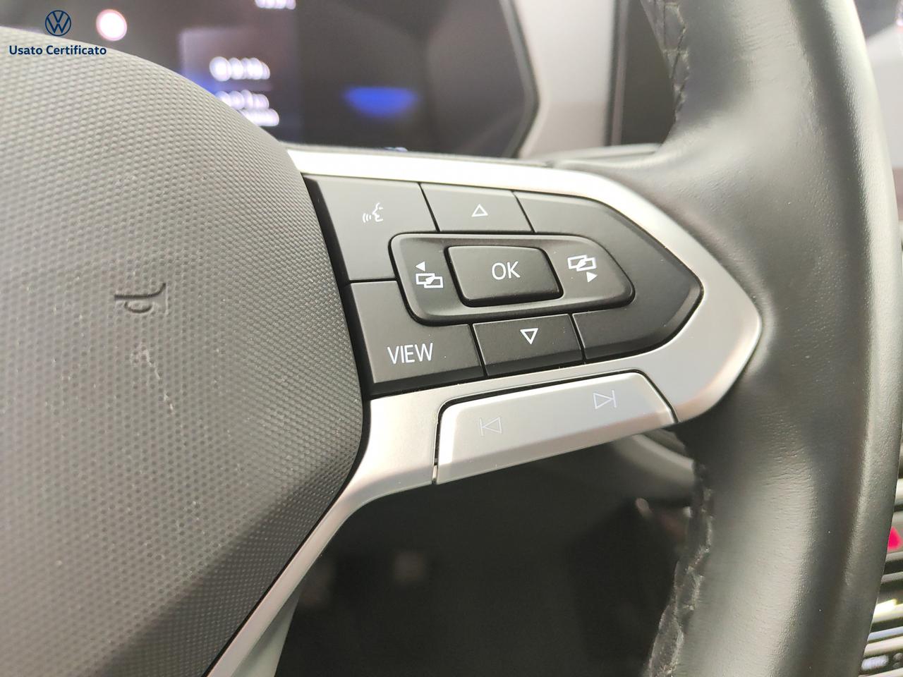 VOLKSWAGEN T-Cross - T-Cross 1.0 TSI Life