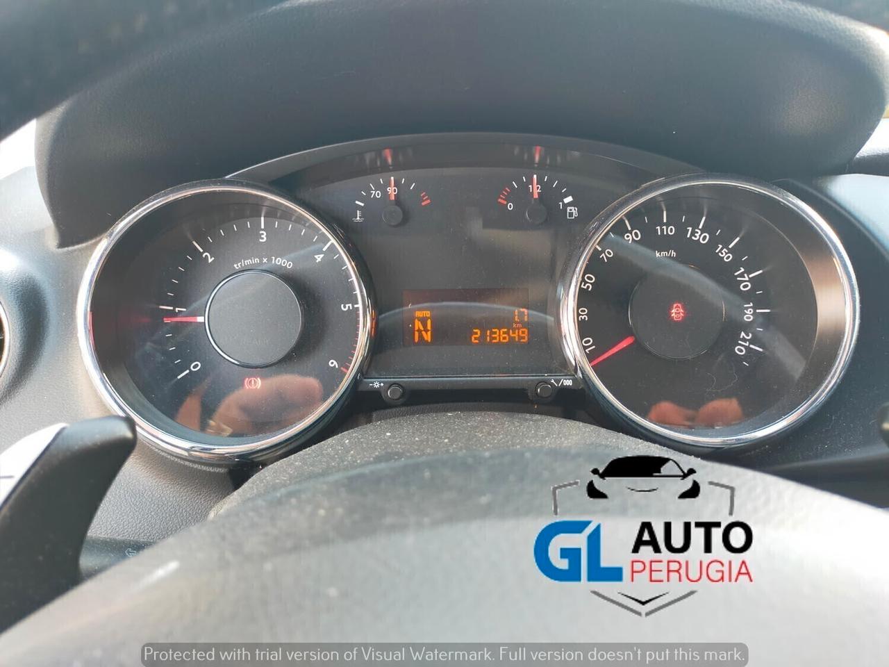PEUGEOT 3008 1.6 HDI automatica con Grip Control Full opt