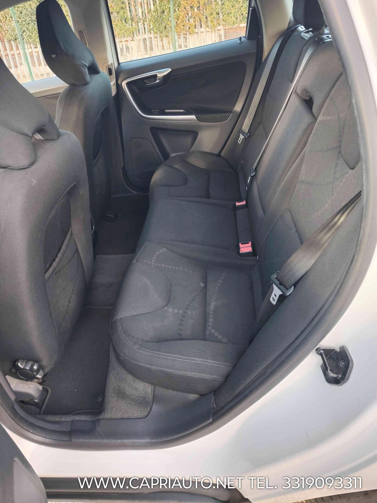 Volvo XC 60 XC60 D5 AWD Geartronic Kinetic