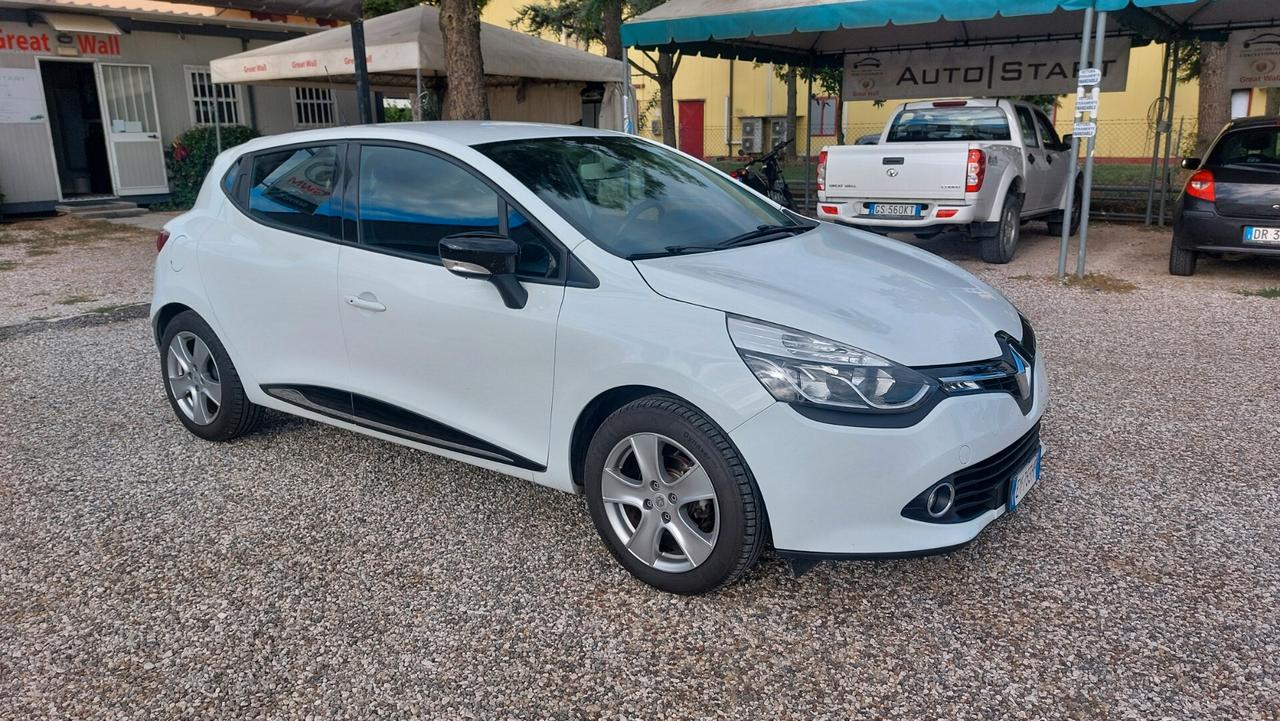 Renault Clio 1.5 dCi 8V 75CV 5 porte Costume National