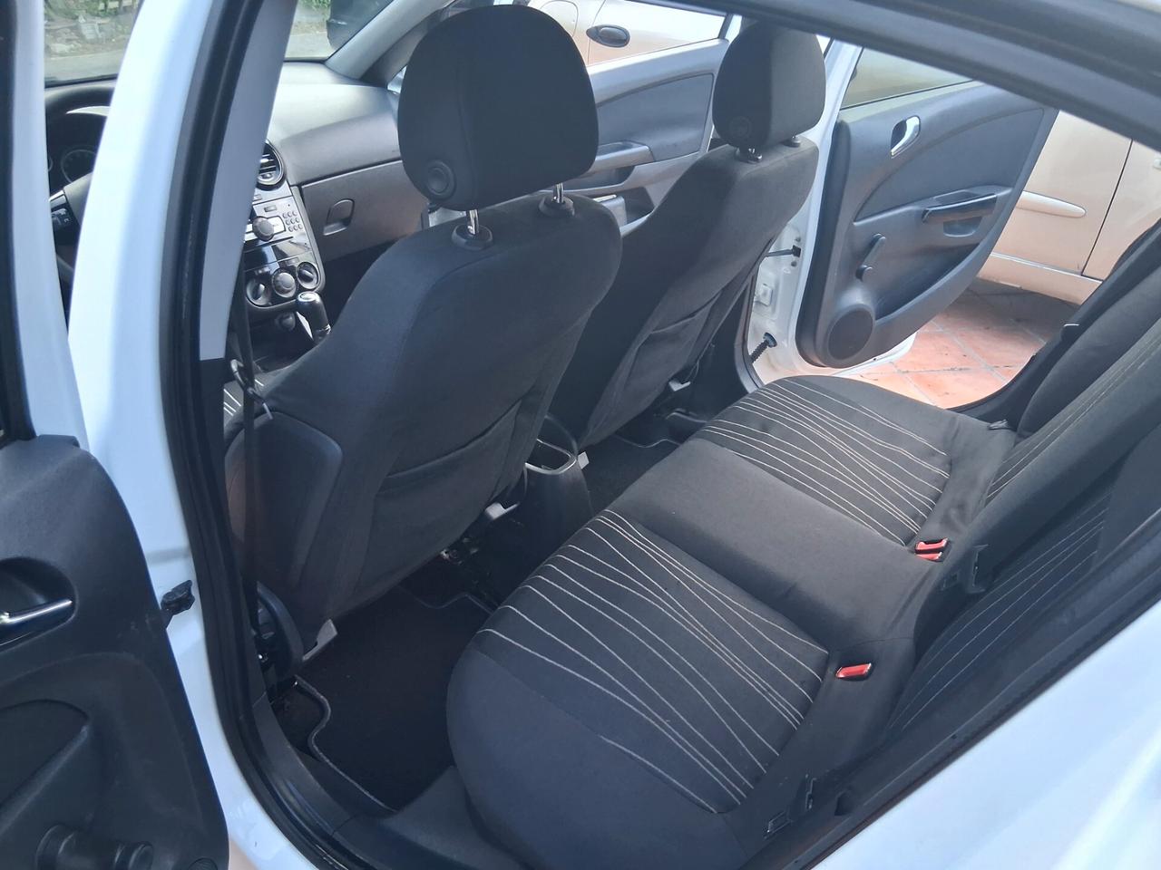 Opel Corsa 1.2 85CV 5 porte GPL-TECH Club
