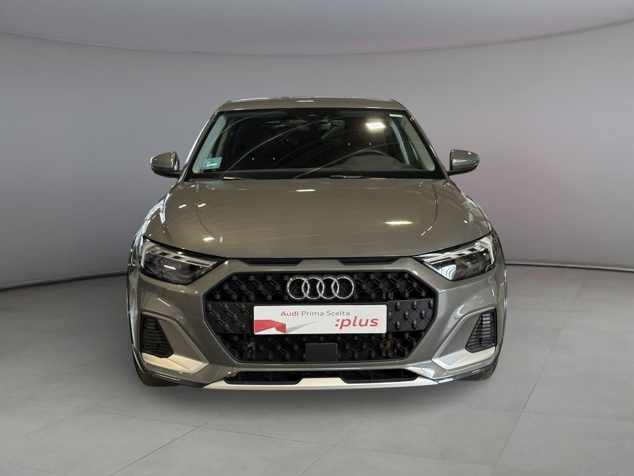 AUDI A1 II 2022 allstreet - A1 allstreet 30 1.0 tfsi Business 116cv