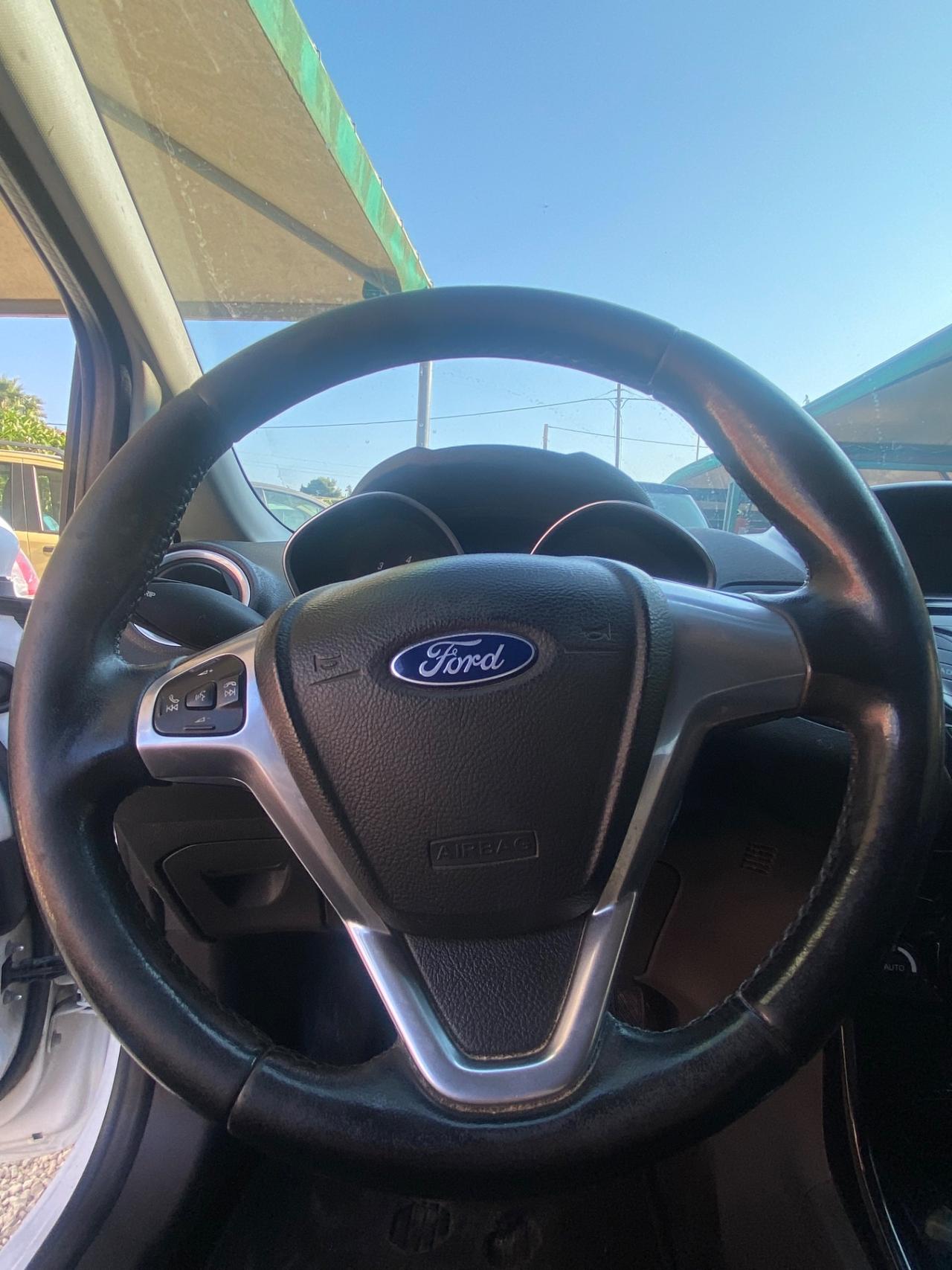 Ford Fiesta 1.4 5p. Bz.- GPL Titanium