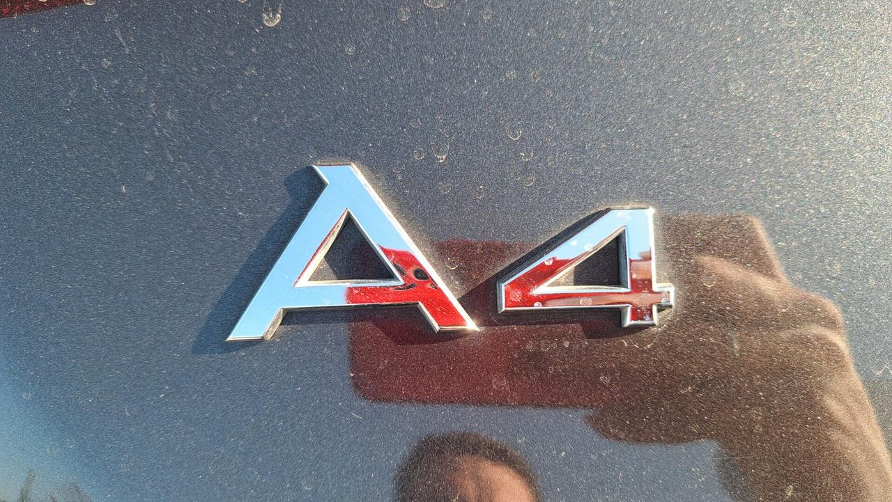 Audi A4 Avant 2.0 TDI 120 CV Advanced OK NEO PATENTATI