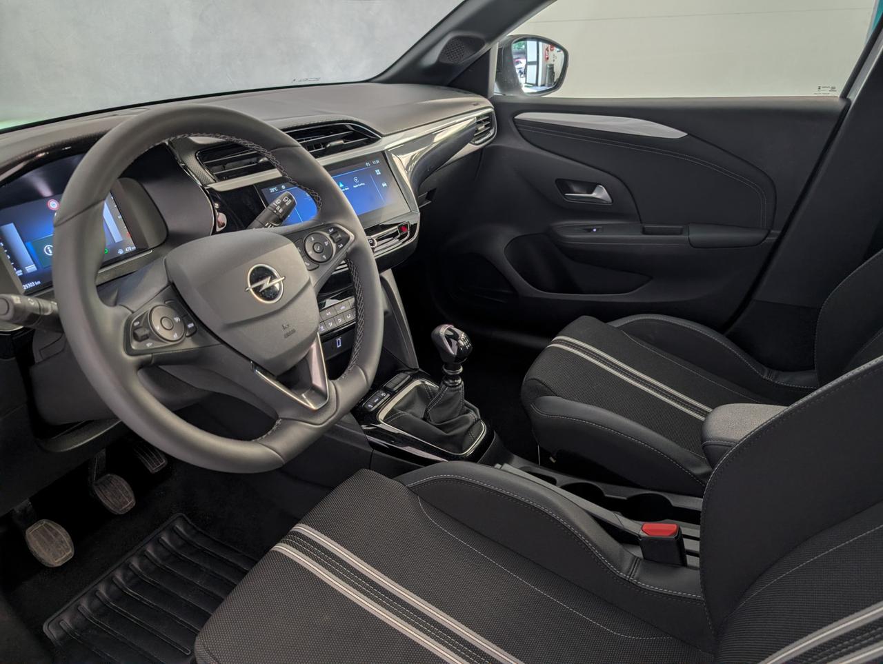 Opel corsa vi 1.2 100cv GS