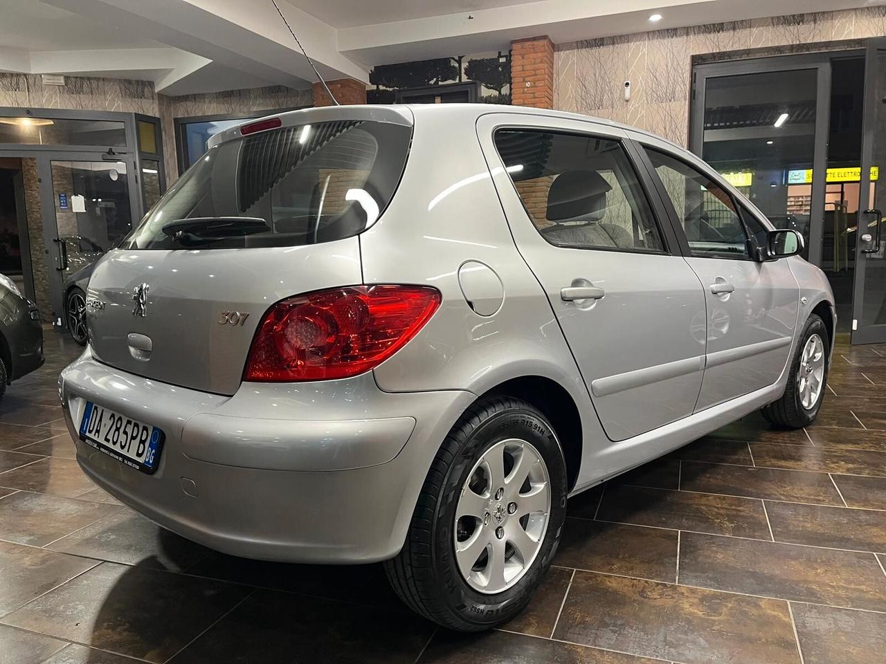 Peugeot 307 1.4 16V 5p. X-Line