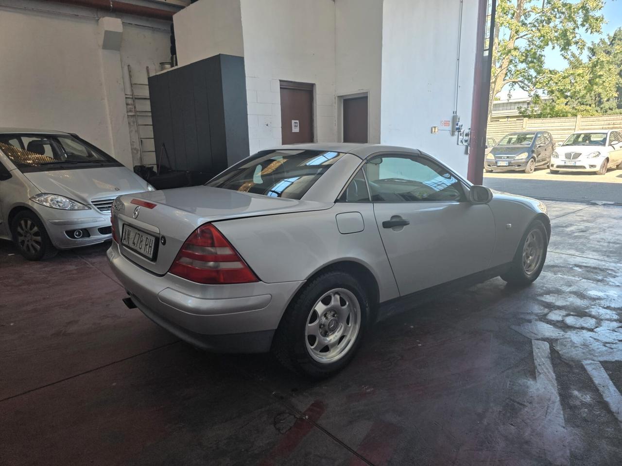 Mercedes-benz SLK 200 cat