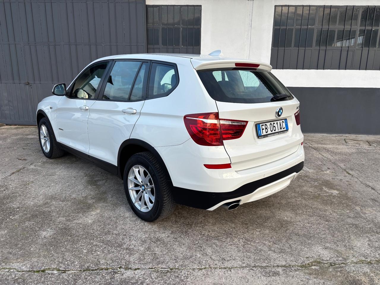Bmw X3 sDrive18d 2.0D 150cv . Garanzia 12 mesi