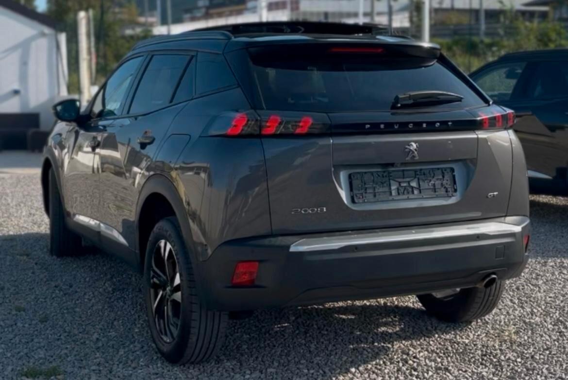 Peugeot 2008 GT 130 EAT8