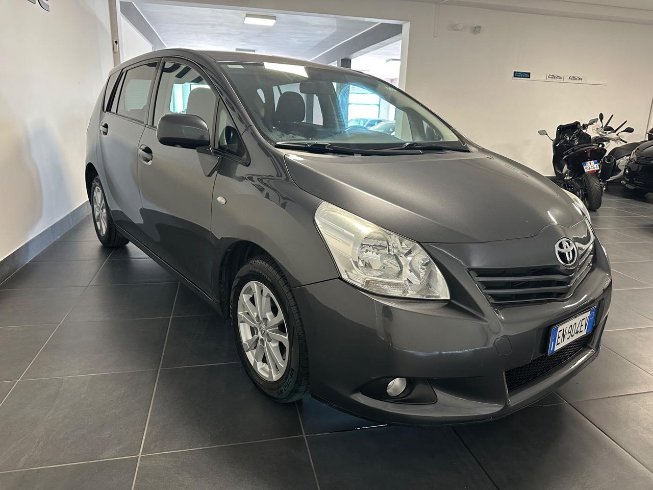 TOYOTA VERSO 2.0 D 7 POSTI 126CV PRONTA CONSEGNA