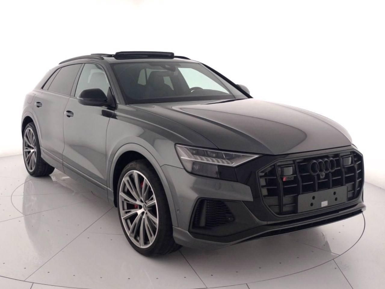 AUDI Q8 SQ8 TFSI quattro tiptronic