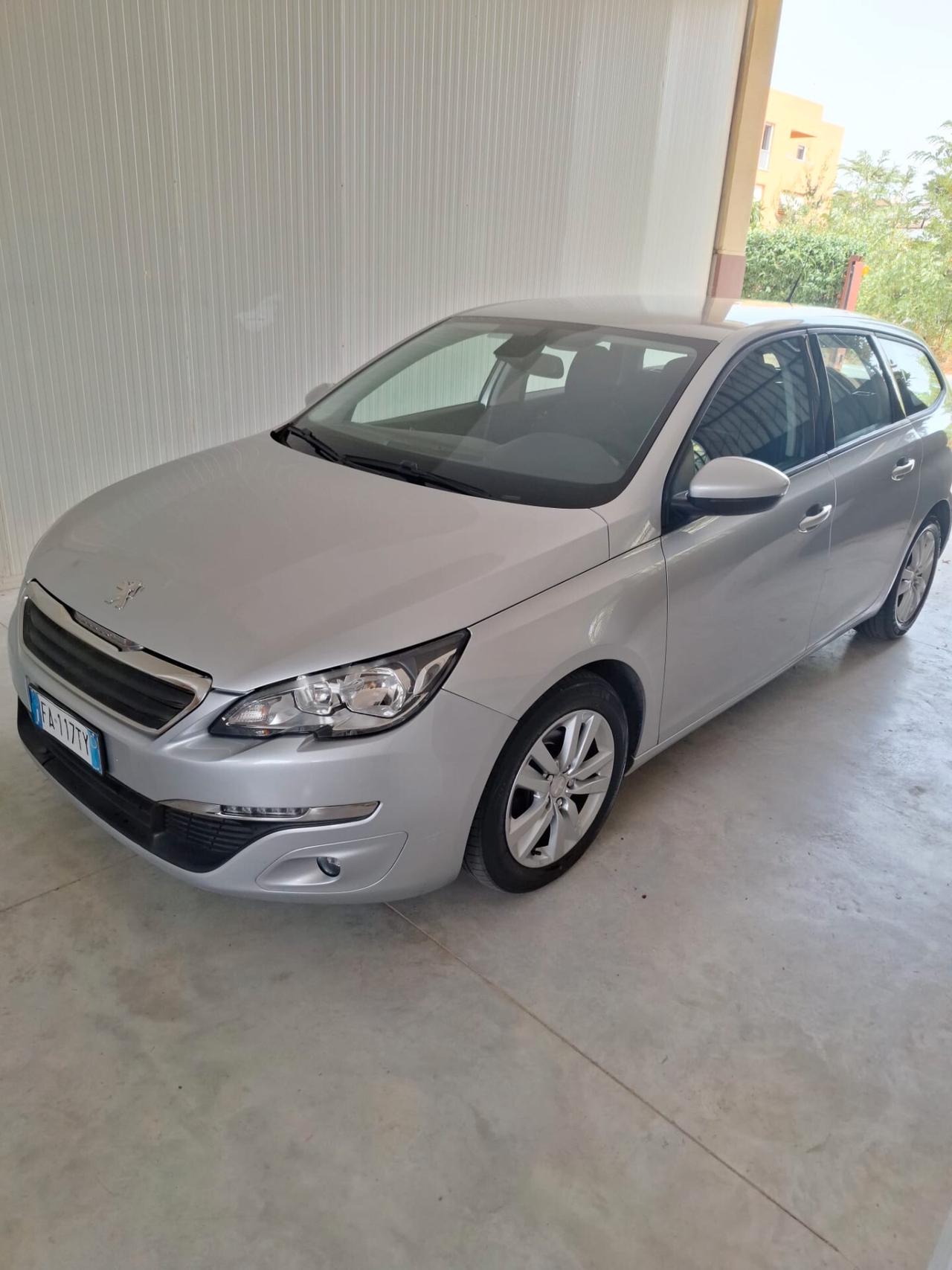 Peugeot 3008 BlueHDi 120 EAT6 S&S Active