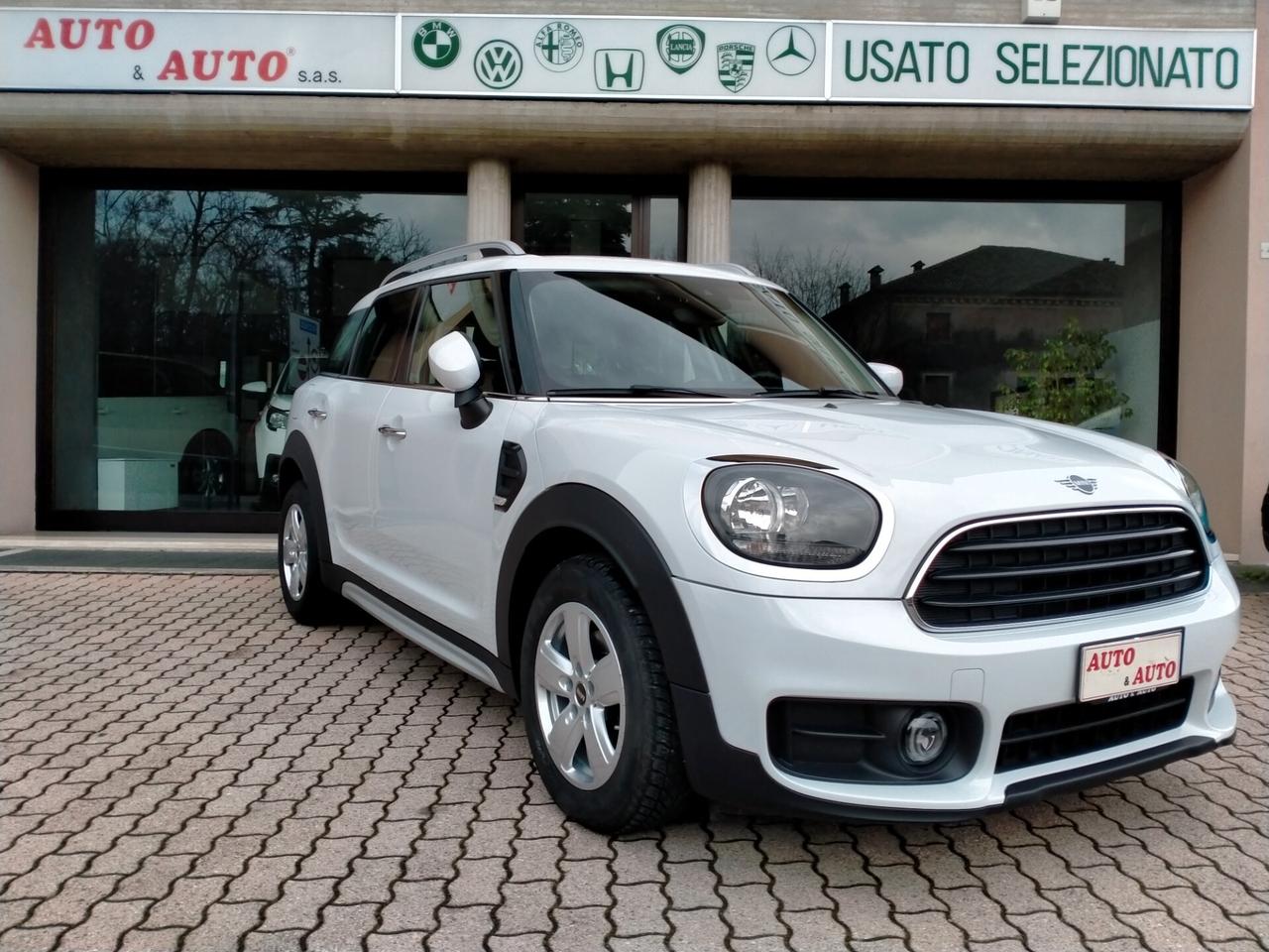 MINI One D COUNTRYMAN 1.5D 116CV AUTOMATICO NAVI / BLACK LINE KM 32000