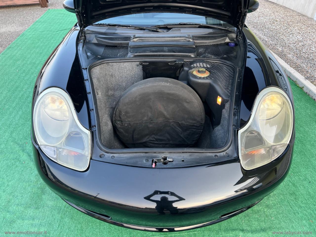 PORSCHE 911 Carrera Coupé - 1999