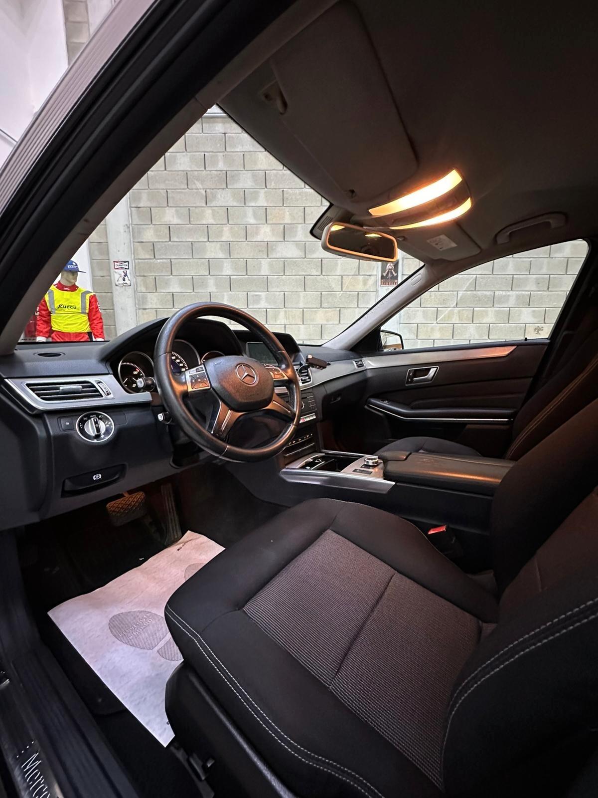 Mercedes-benz E 200 BlueTEC Automatic - GARANTITA