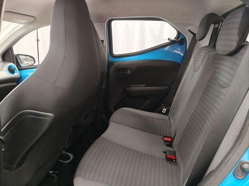 Toyota Aygo Connect 1.0 VVT-i 72 CV 5 porte x-play