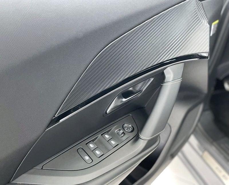 Peugeot 2008 2008 BlueHDi 130 S&S EAT8 GT