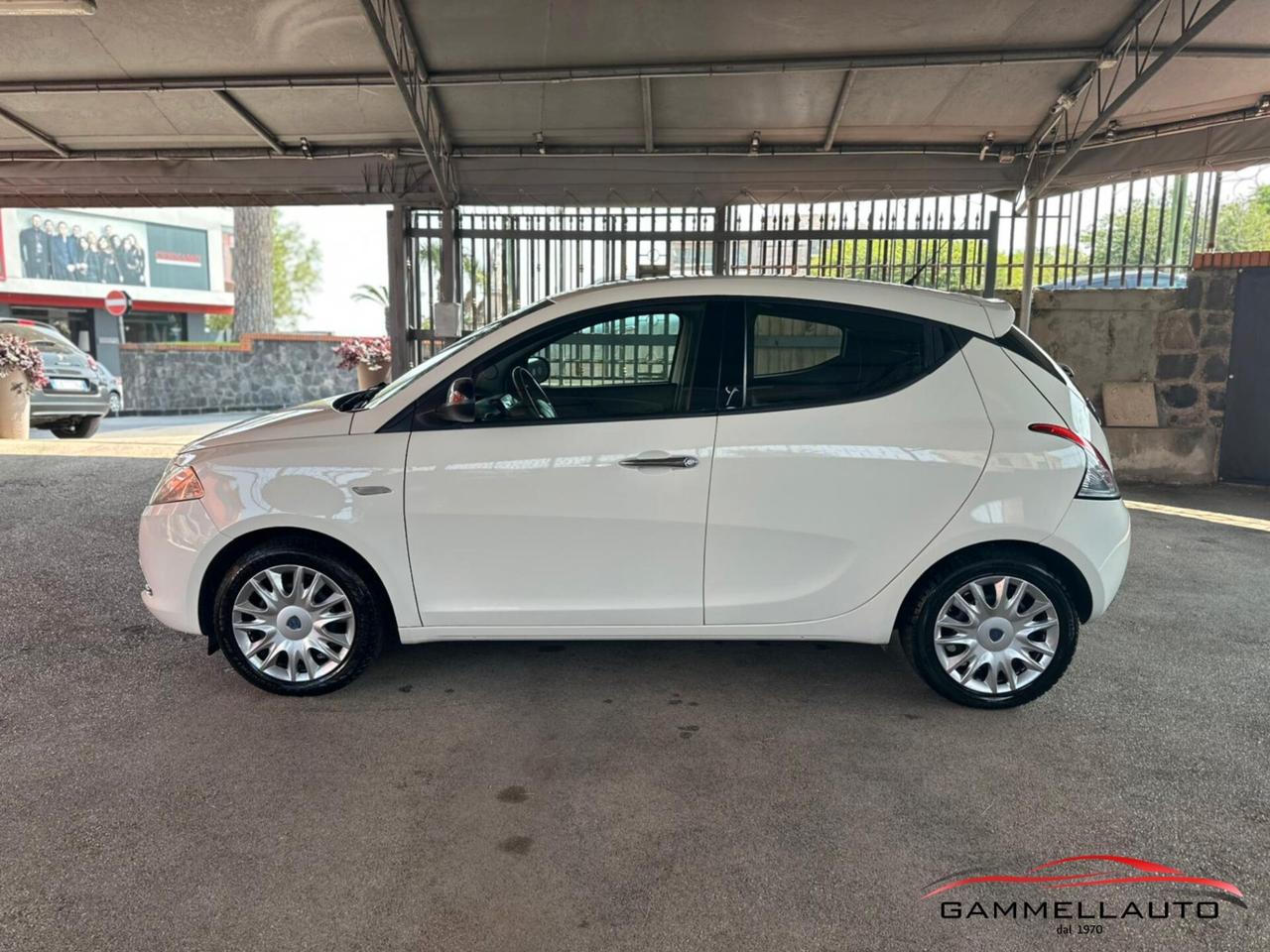 Lancia Ypsilon 1.3 MJT Silver 95CV