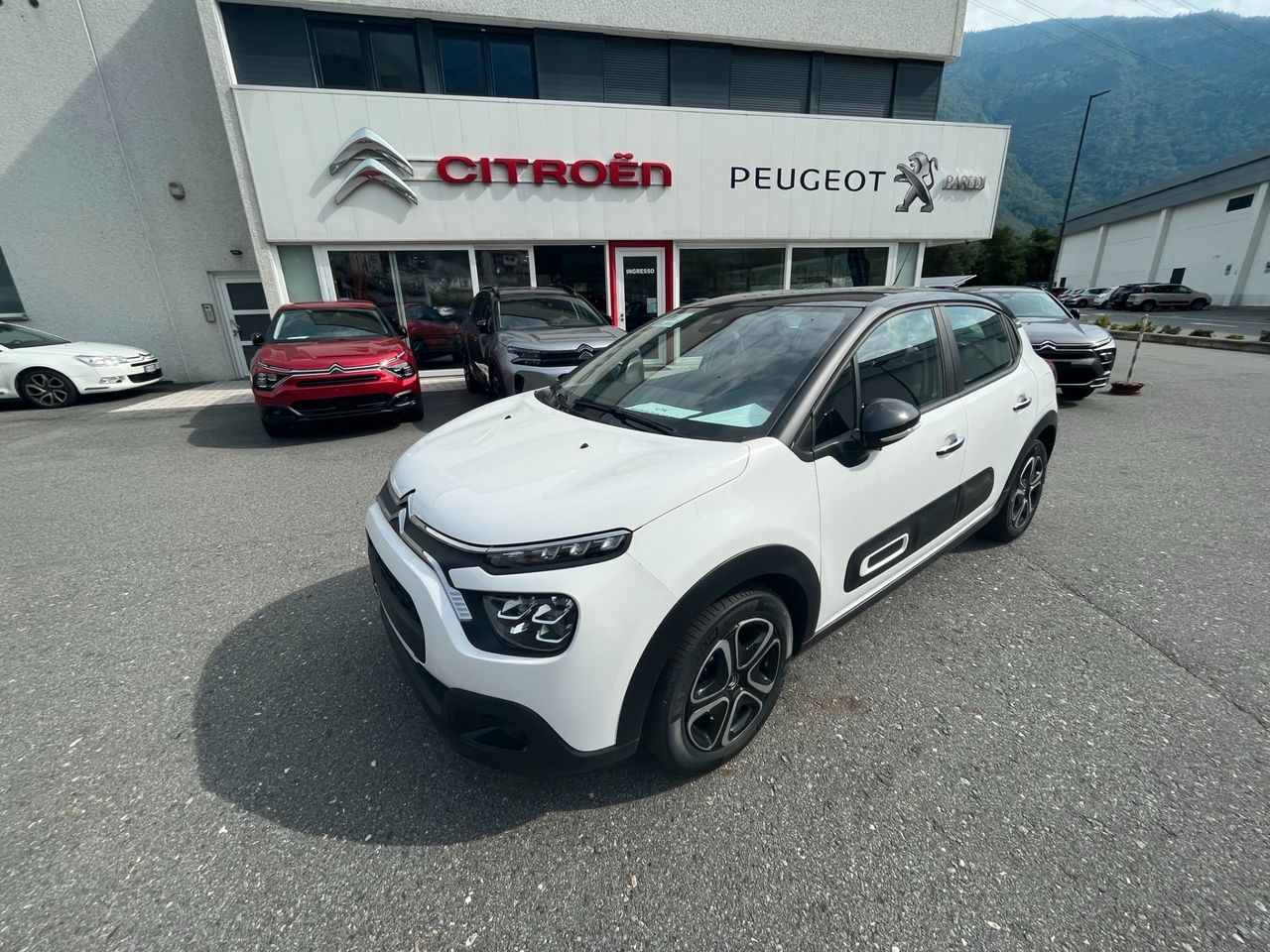 Citroen C3 Puretech 83 Samps Shine Km Zero Ok Neopatentati