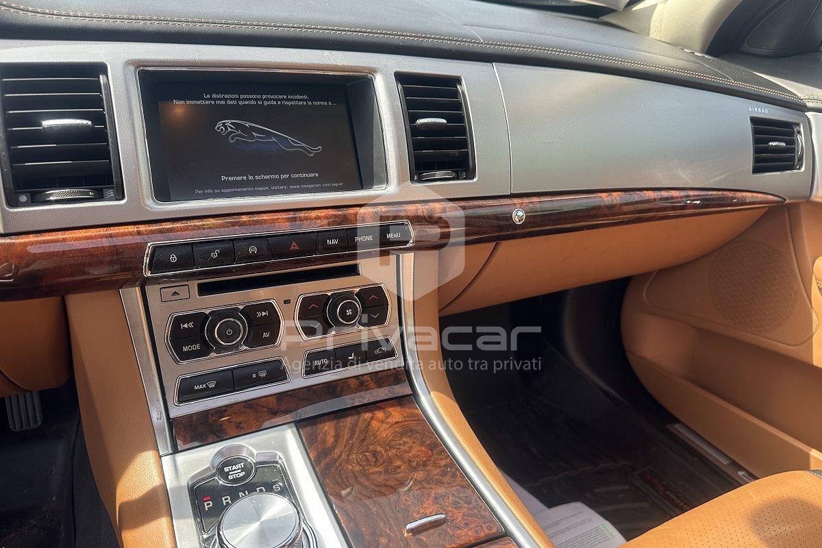JAGUAR XF Sportbrake 3.0 D V6 Portfolio