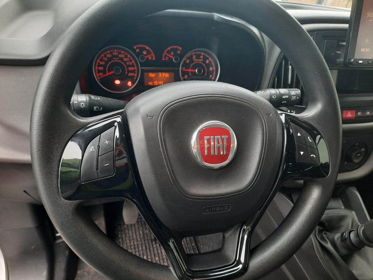 Fiat Doblo JTD LOUNGE CLIMATIZZATORE VOL. MULTIFUNZIONI GOMME 4 STAGIONI RADIO TOUCH SCRENN BLUETOOTH