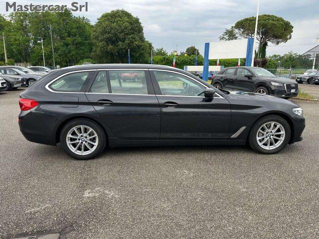 BMW 530 530d Touring xdrive Business PELLE 265cv - FR877SY