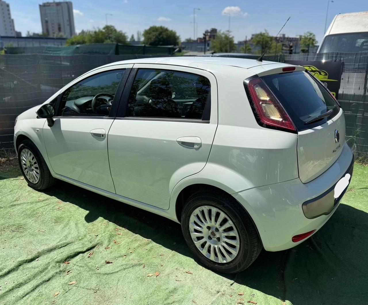 Fiat PUNTO EVO 1.4 GPL 5 PORTE NEOPATENTATI