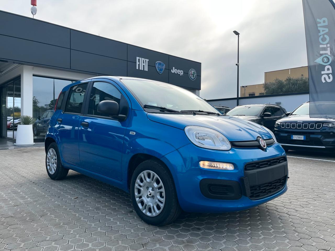 Fiat Panda 1.0 FireFly 70cv Hybrid Icon Km0 (5 posti)