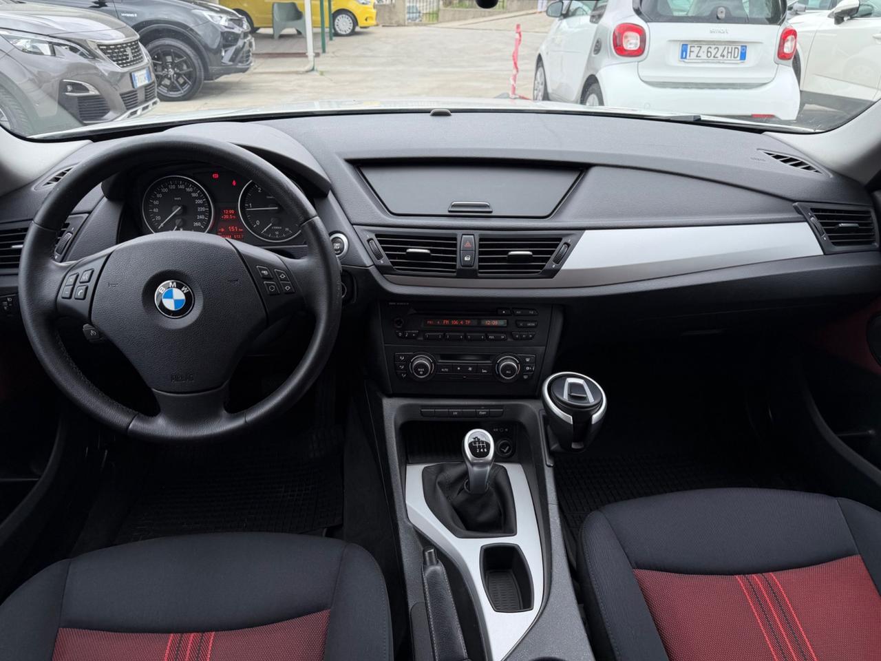 Bmw X1 sDrive18d Attiva 143CV