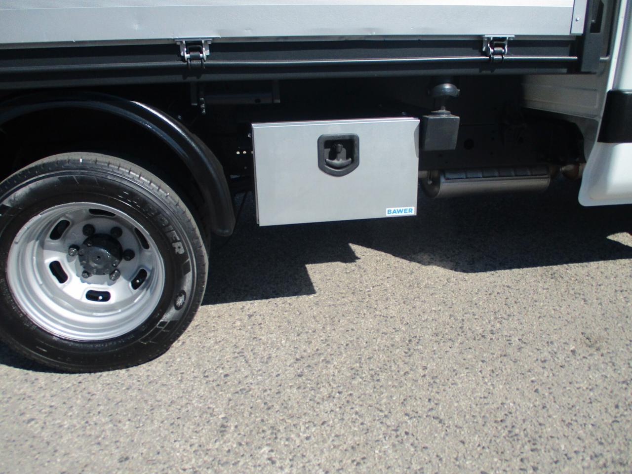 Iveco Daily 35C11 2.3 110CV E5 RIBALTABILE TRILATERALE +SOVRAS