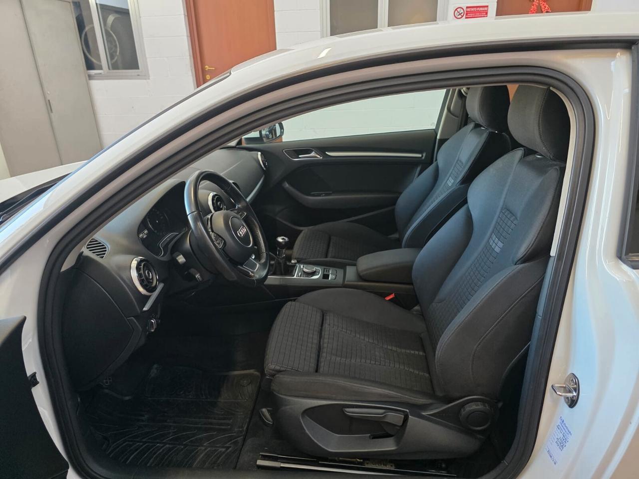 Audi A3 1.6 TDI clean diesel Ambition